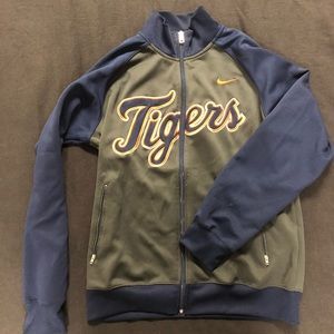 Track jacket